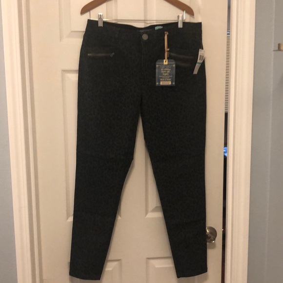 Leopard print pants - Picture 1 of 5